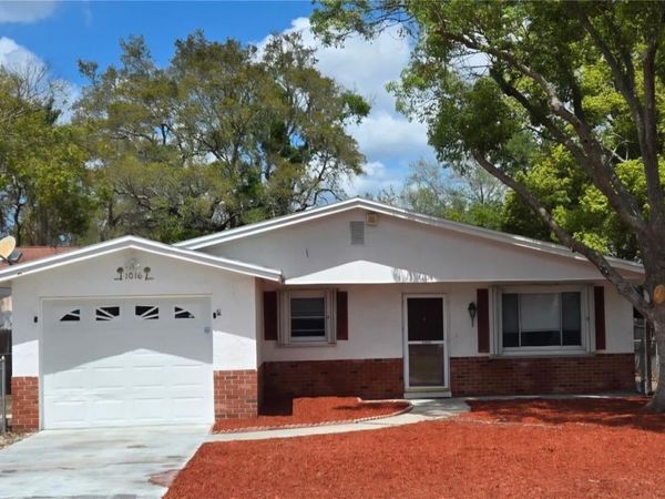 1016 WINDSOR HILL WAY , TARPON SPRINGS, FL 34689