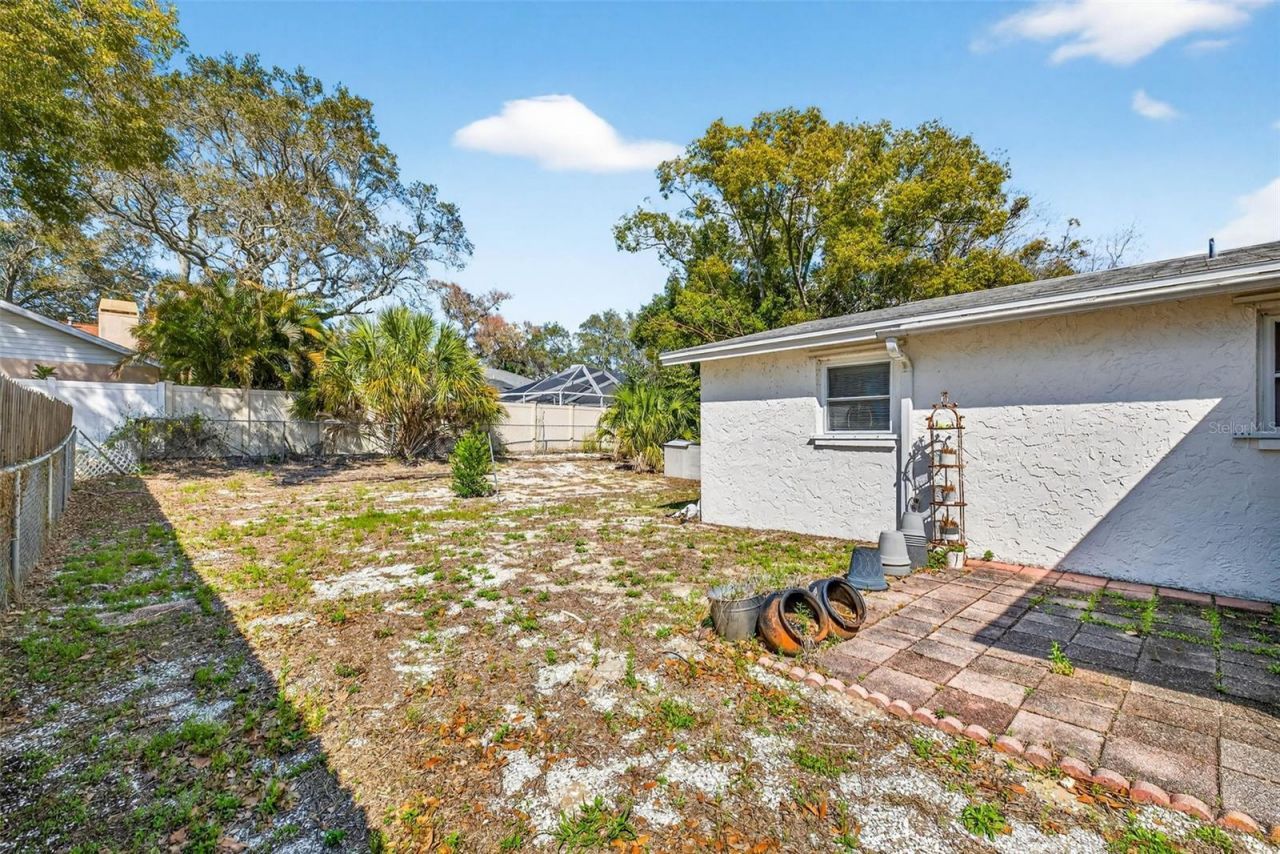 1016 Windsor Hill Way , Tarpon Springs, FL 34689 Photo