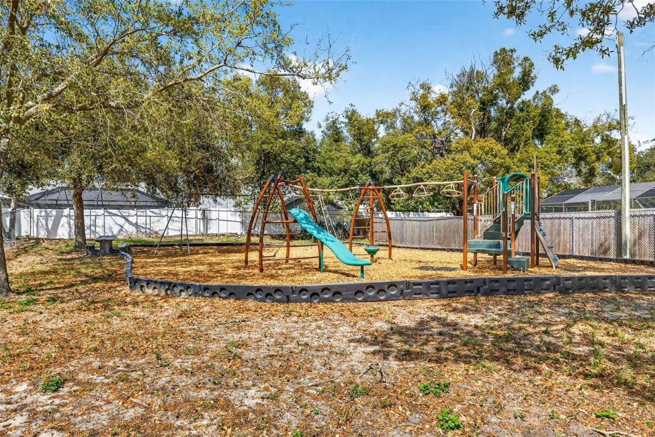 1016 Windsor Hill Way , Tarpon Springs, FL 34689 Photo