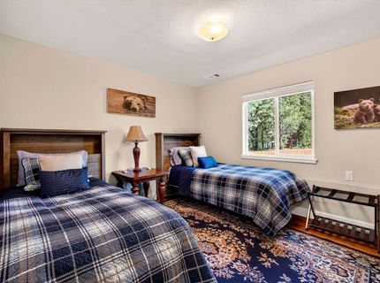 492 Bailey Creek Drive, Lake Almanor, CA 96137 Photo