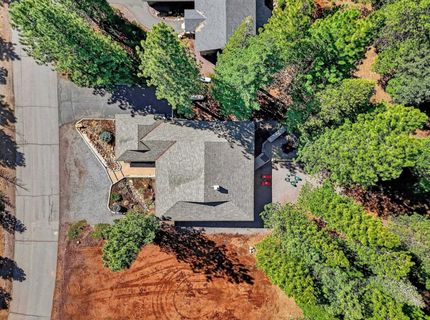 492 Bailey Creek Drive, Lake Almanor, CA 96137 Photo