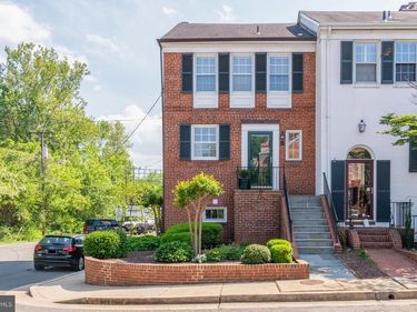 202 GREEN STREET, ALEXANDRIA, VA 22314