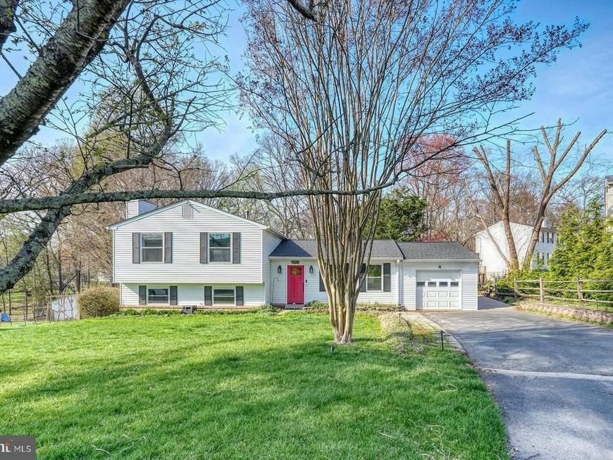 8926 Blue Smoke Drive, Gaithersburg, MD 20879 Main Photo