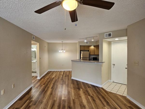 1401 Village Boulevard, Unit 413, West Palm Beach, FL 33409