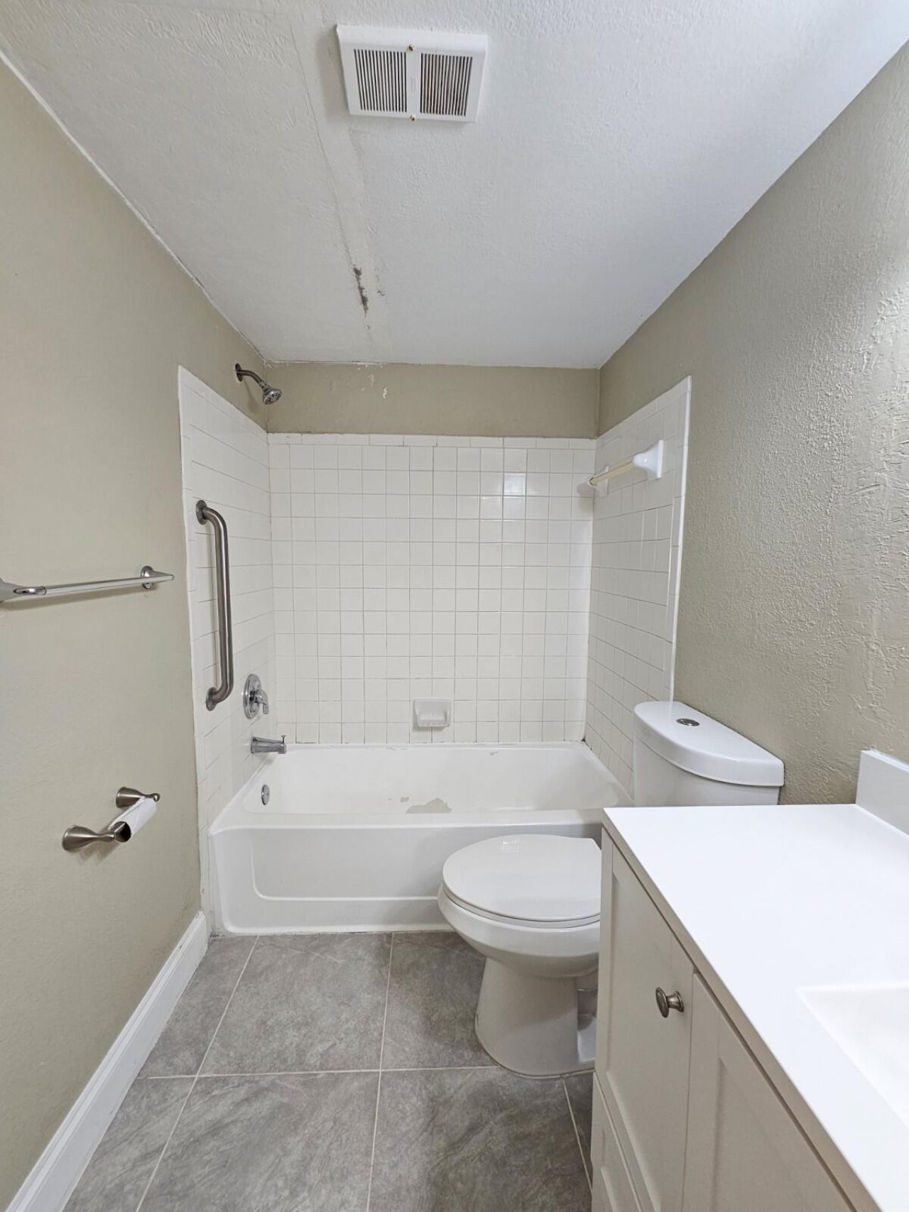 1401 Village Boulevard, Unit 413, West Palm Beach, FL 33409 Photo