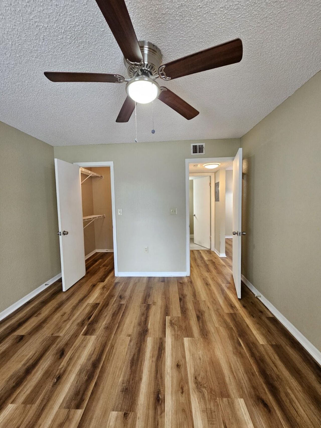 1401 Village Boulevard, Unit 413, West Palm Beach, FL 33409 Photo