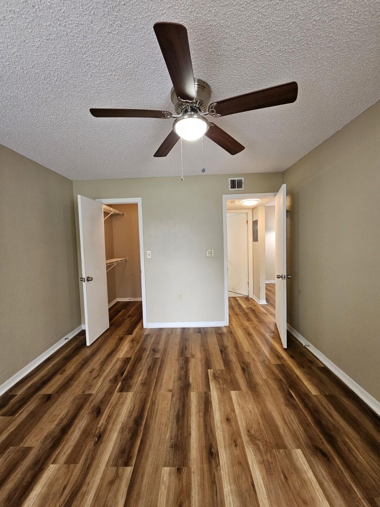 1401 Village Boulevard, Unit 413, West Palm Beach, FL 33409 Photo