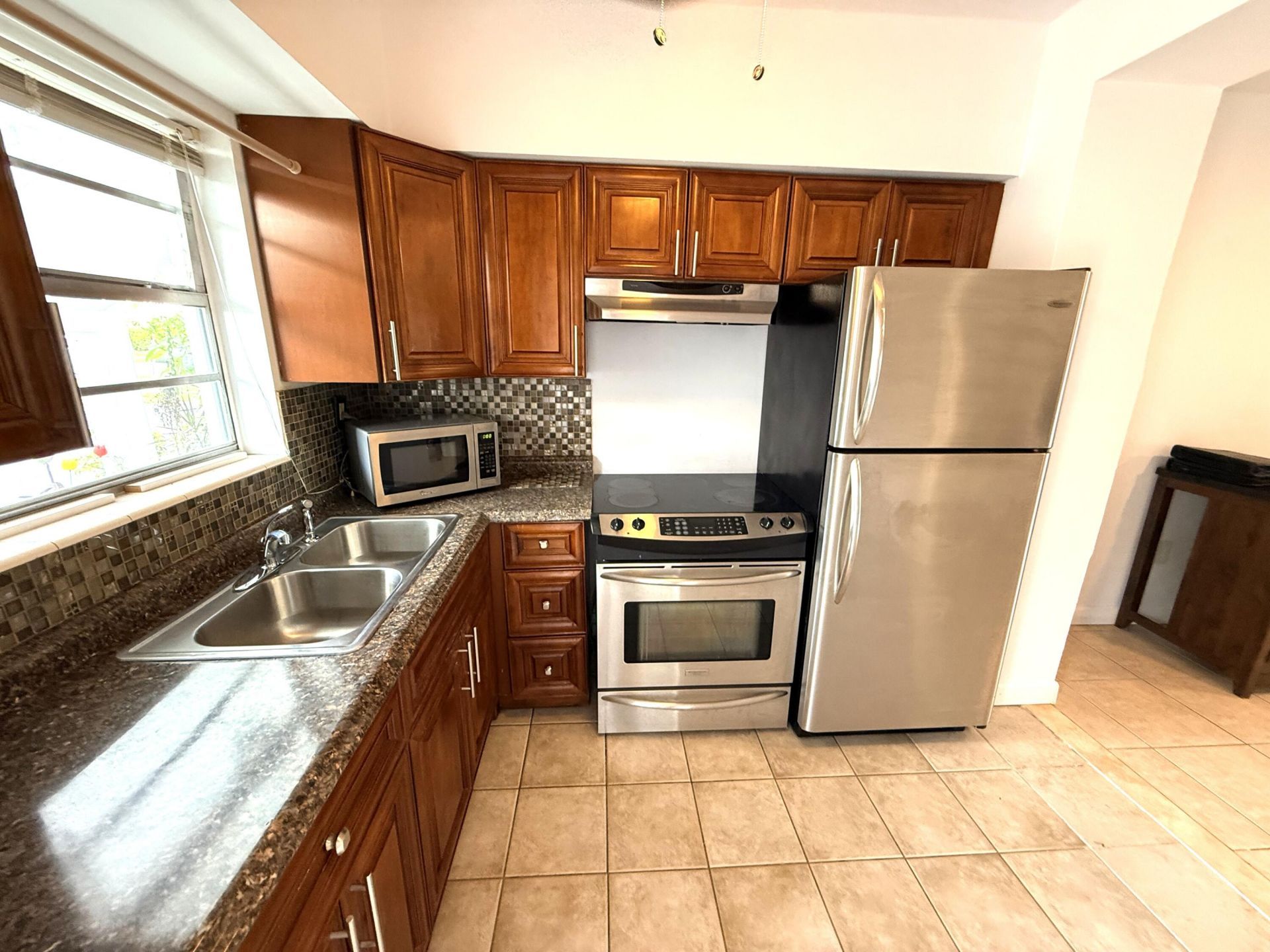 6560 Winfield Boulevard, Unit 102, Margate, FL 33063 Photo