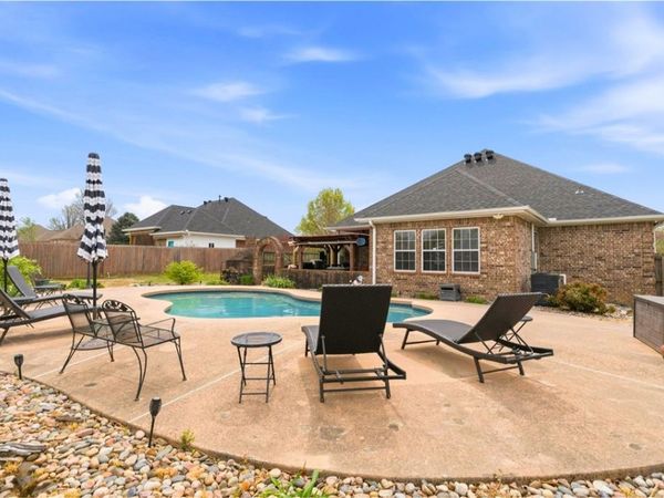 6616 W Pagosa Place, Fayetteville, AR 72704