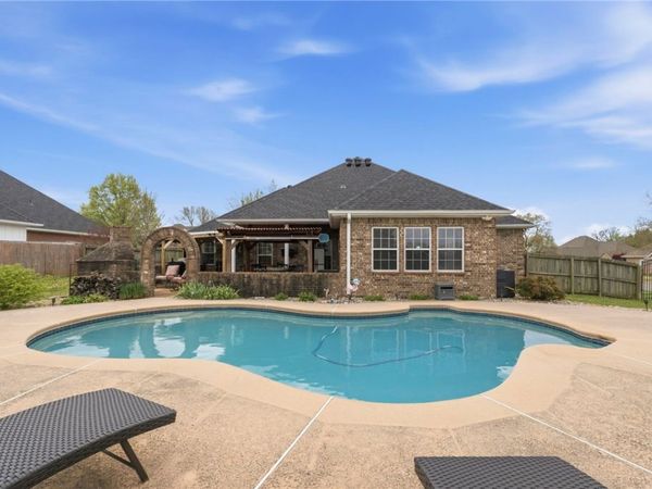 6616 W Pagosa Place, Fayetteville, AR 72704