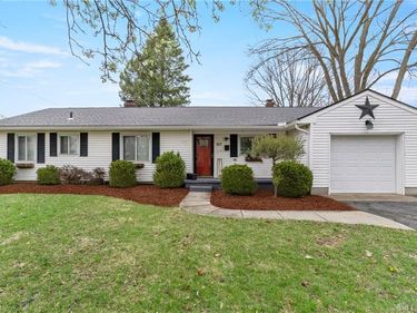 317 Wolf Avenue, Englewood, OH 45322