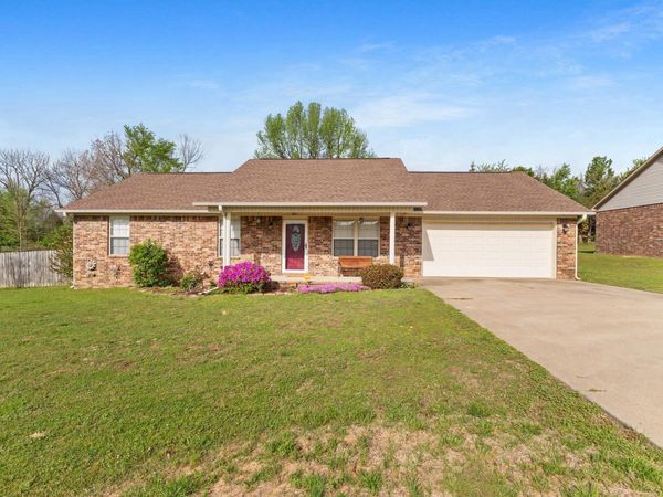 100 Maggie Loop, Pottsville, AR 72858