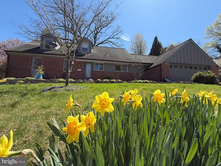 8862 Norwood Avenue, Philadelphia, PA 19118 Main Photo