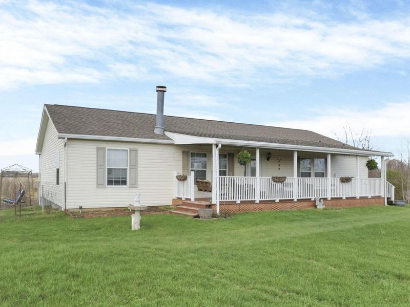 35680 Township Road 72 , Frazeysburg, OH 43822 Photo 2