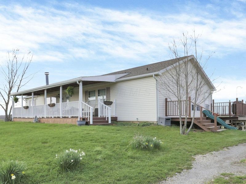 35680 Township Road 72 , Frazeysburg, OH 43822 Photo 3