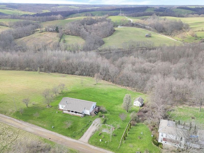 35680 Township Road 72 , Frazeysburg, OH 43822 Photo 68