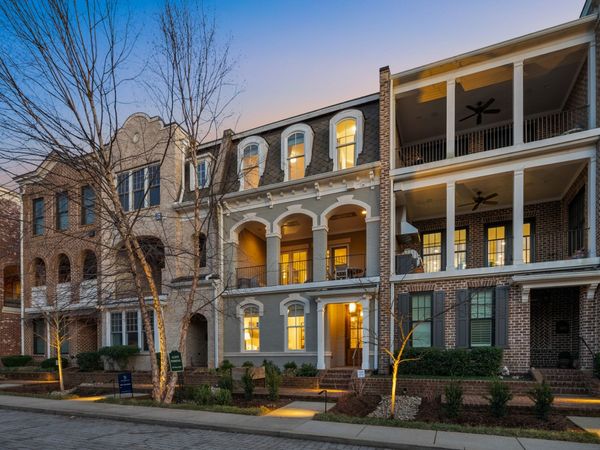 3614C West End Ave , Nashville, TN 37205