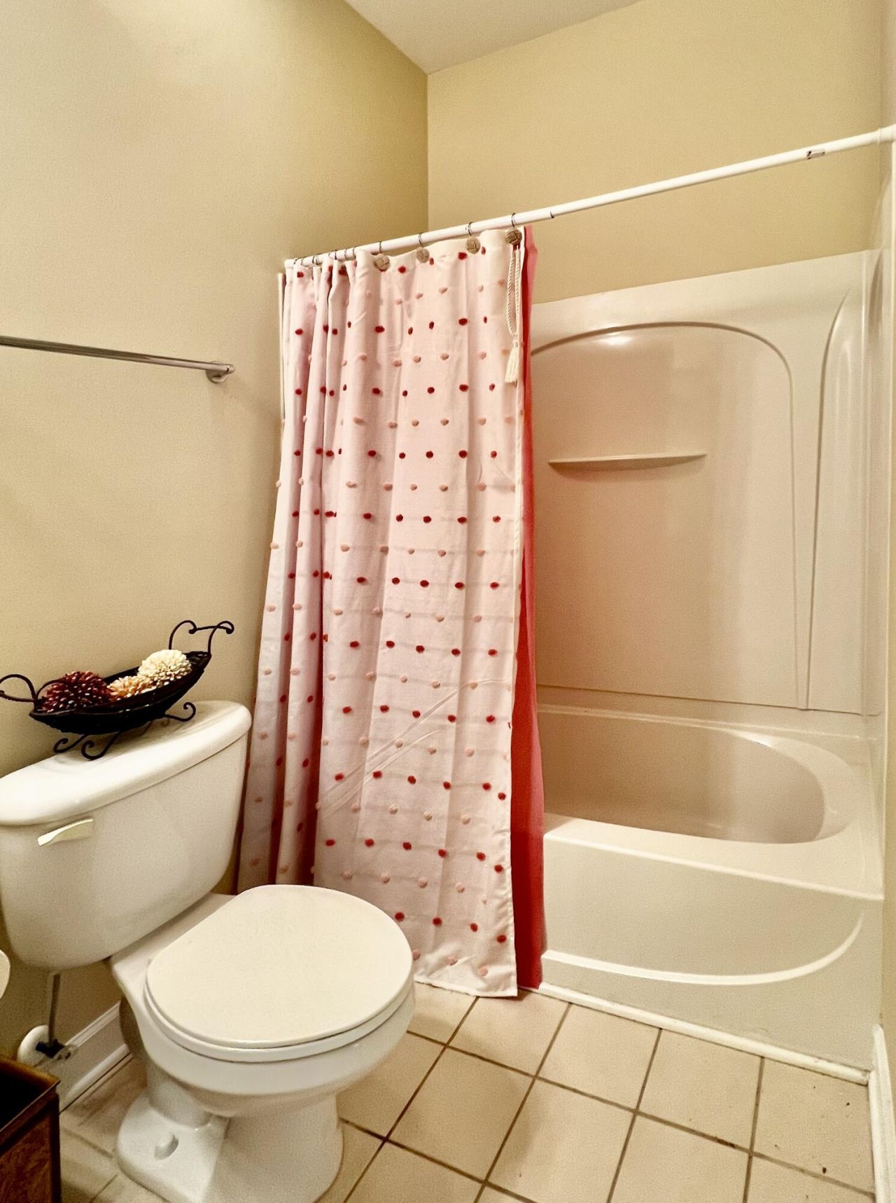 121 Ballard Lane Photo 24