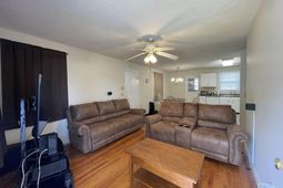 358 Railroad Avenue  photo 4