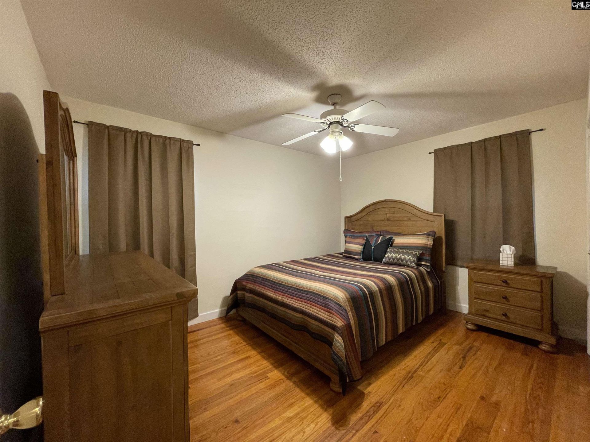 358 Railroad Avenue  Photo 7