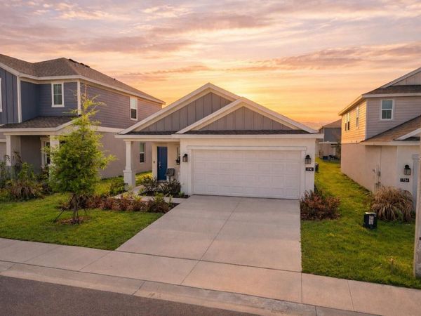 1740 WHITE WATER COURT , DAVENPORT, FL 33837