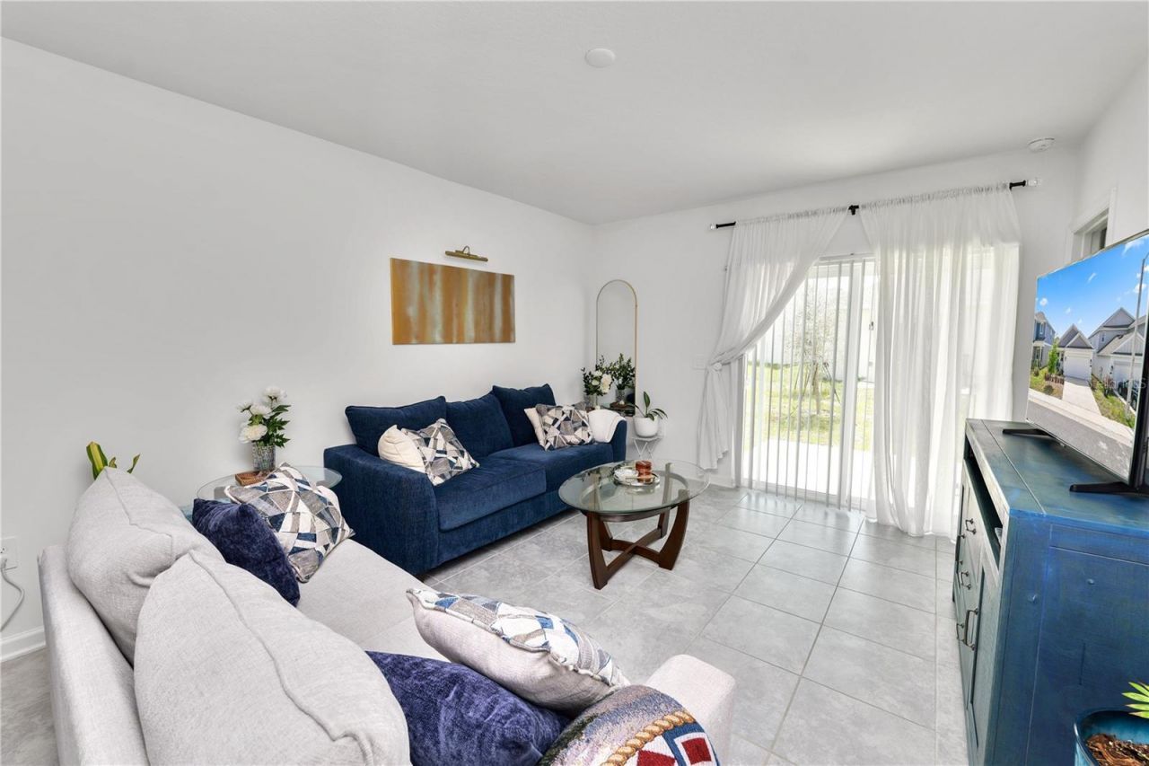 1740 White Water Court , Davenport, FL 33837 Photo