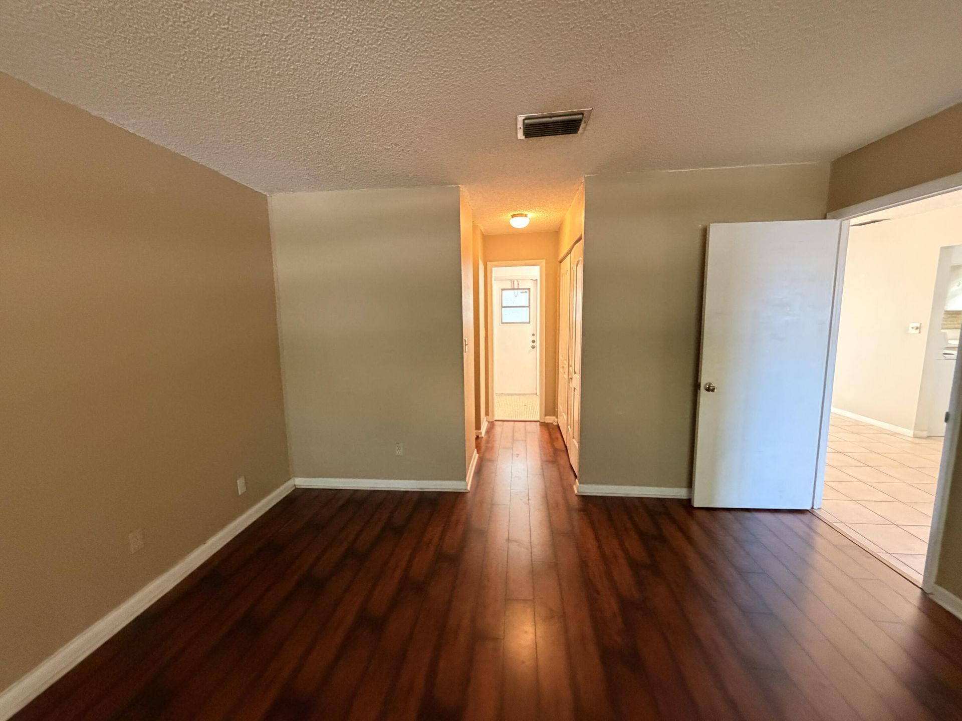 8300 SW 26th Place, Davie, FL 33328 Photo