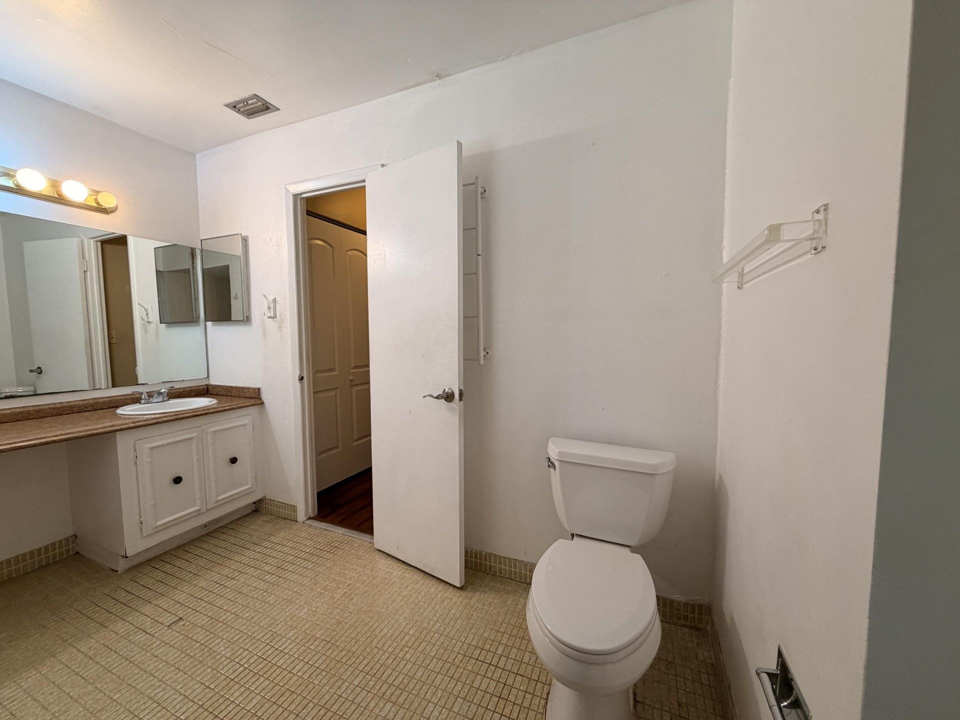 8300 SW 26th Place, Davie, FL 33328 Photo