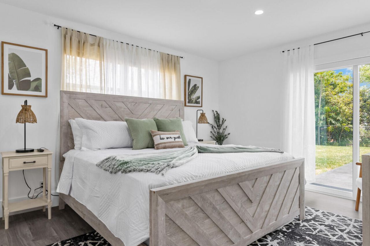 1456 Cross Way, West Palm Beach, FL 33401 Photo