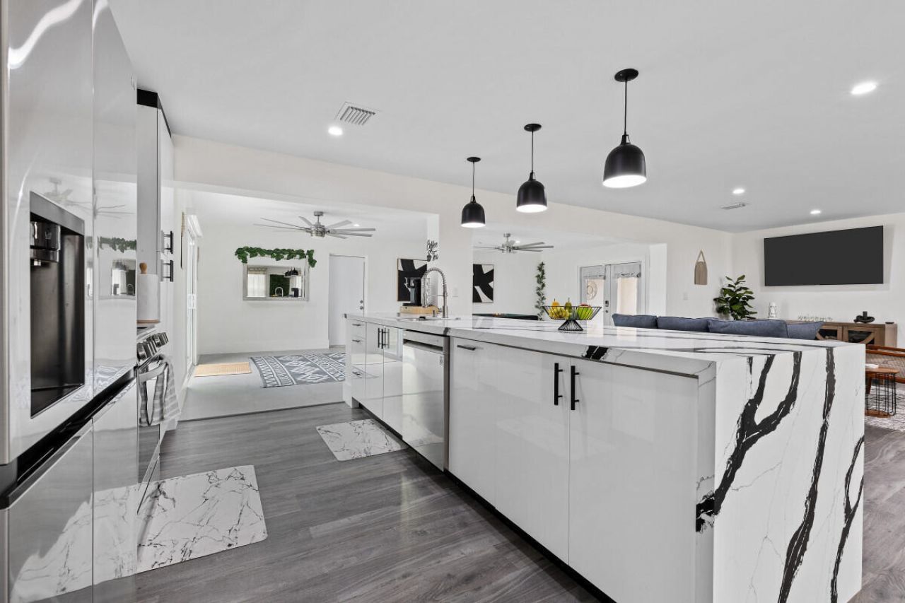 1456 Cross Way, West Palm Beach, FL 33401 Photo