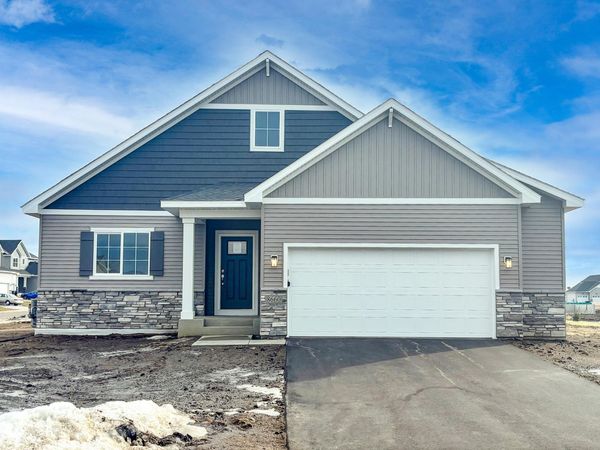 8660 Edmonson Way NE, Monticello, MN 55362