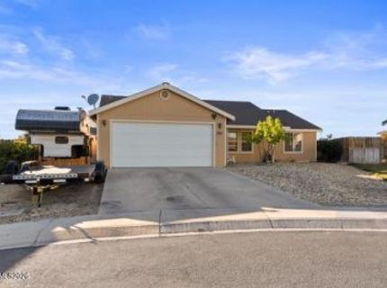 552 Spur Court, Fernley, NV 89408 Photo