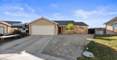 552 Spur Court, Fernley, NV 89408 Photo
