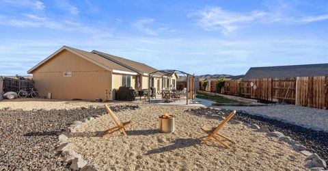 552 Spur Court, Fernley, NV 89408 Photo