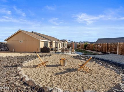 552 Spur Court, Fernley, NV 89408 Photo