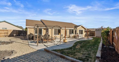 552 Spur Court, Fernley, NV 89408 Photo