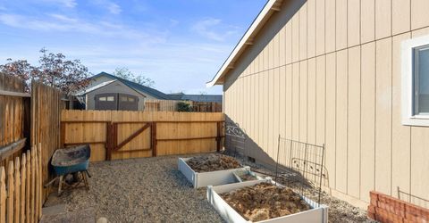 552 Spur Court, Fernley, NV 89408 Photo