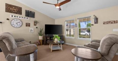 552 Spur Court, Fernley, NV 89408 Photo