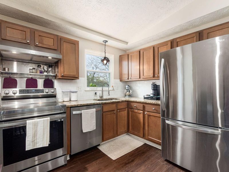 8768 Scarsdale Boulevard, Powell, OH 43065 Photo 11