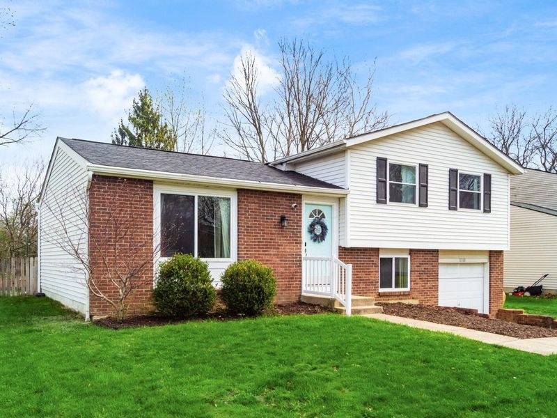 8768 Scarsdale Boulevard, Powell, OH 43065 Photo 2