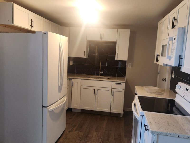 3270 E Livingston Avenue, Columbus, OH 43227 Photo 12