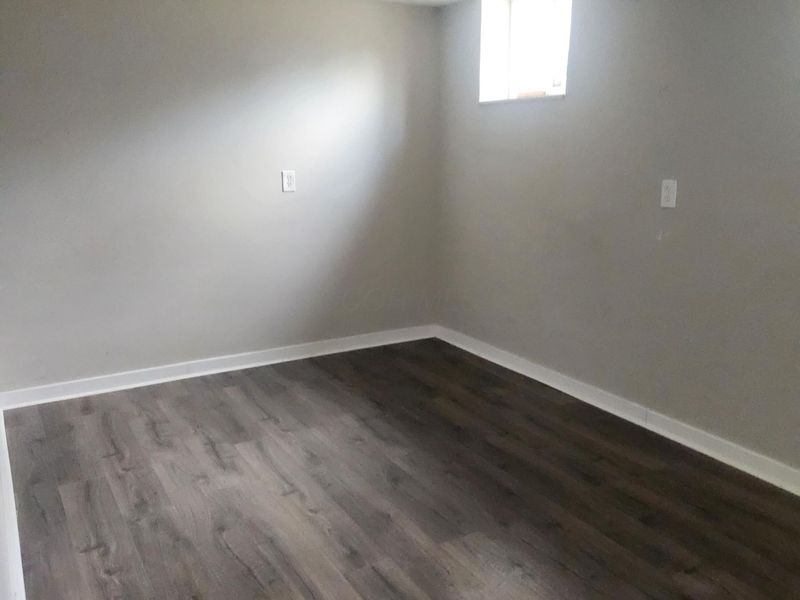 3270 E Livingston Avenue, Columbus, OH 43227 Photo 9