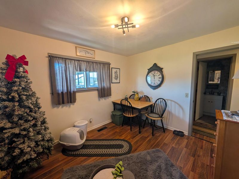 228 Crowley Drive , Roseville, OH 43777 Photo 17