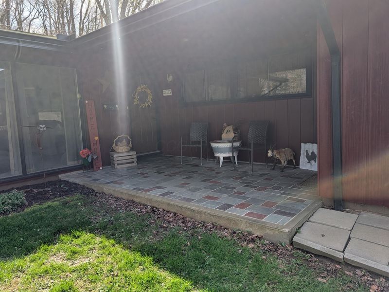 228 Crowley Drive , Roseville, OH 43777 Photo 3