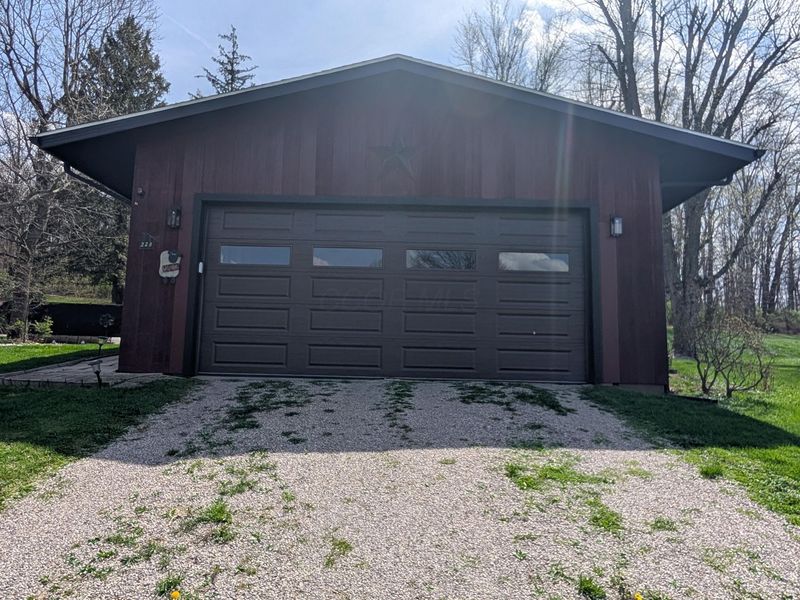 228 Crowley Drive , Roseville, OH 43777 Photo 4