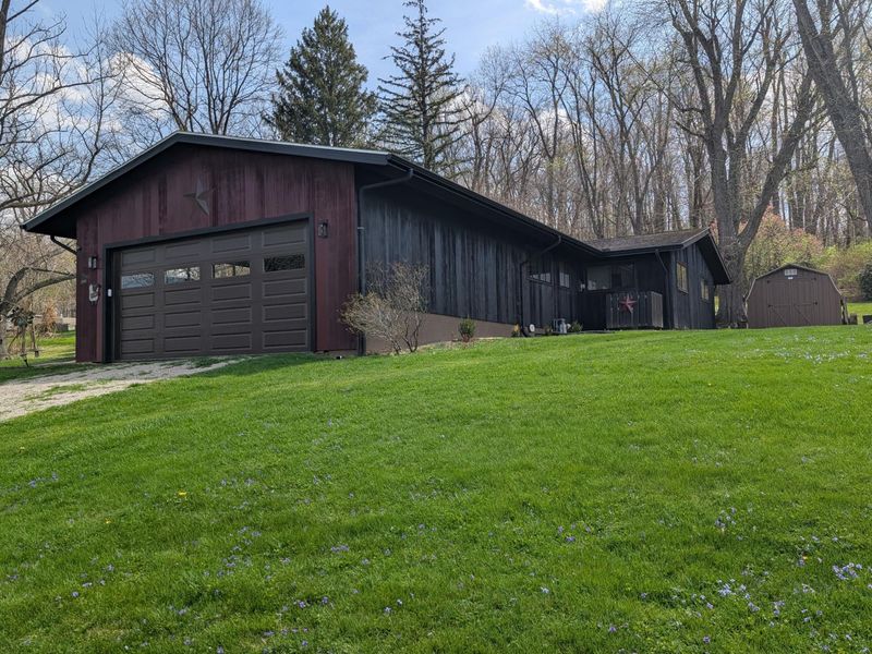 228 Crowley Drive , Roseville, OH 43777 Photo 5