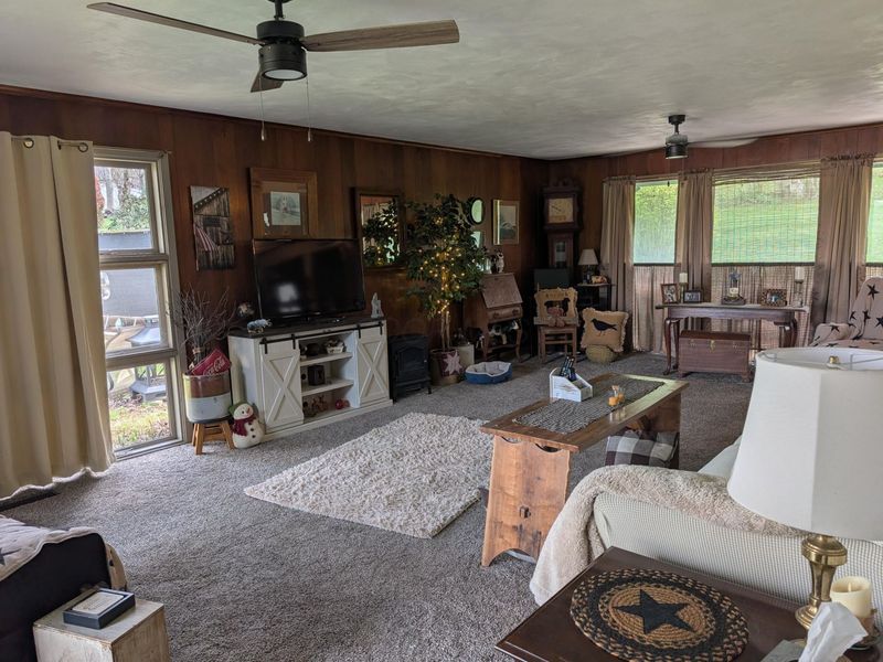 228 Crowley Drive , Roseville, OH 43777 Photo 6