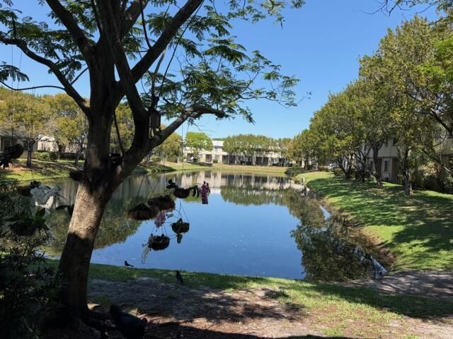 2024 Freeport Lane, Riviera Beach, FL 33404 Photo