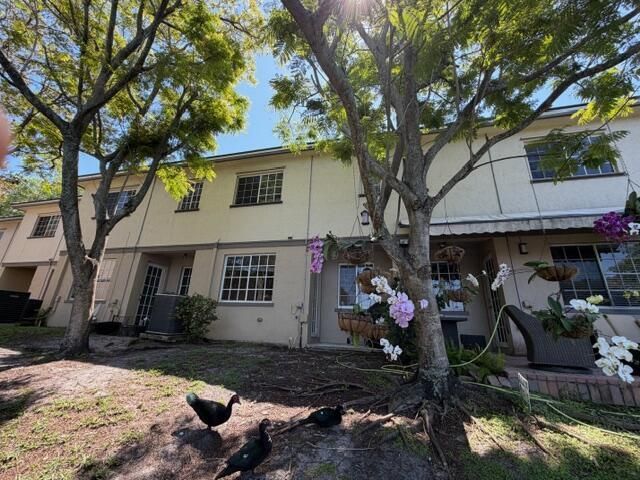 2024 Freeport Lane, Riviera Beach, FL 33404 Photo