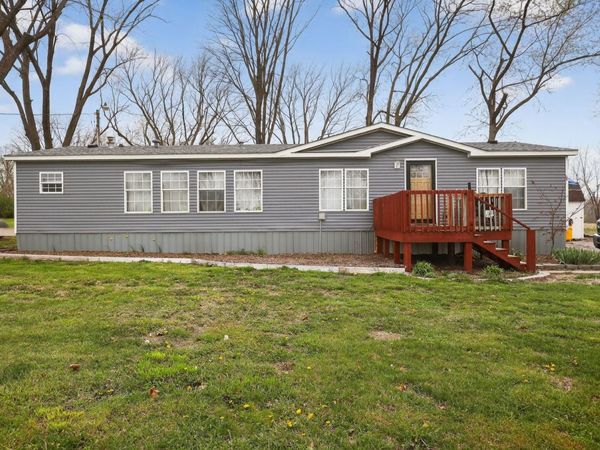 21309 Gambill Lane , Carlyle, IL 62231